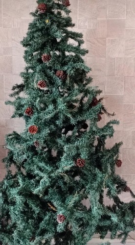 7ft artificial green christmas - 7ft,