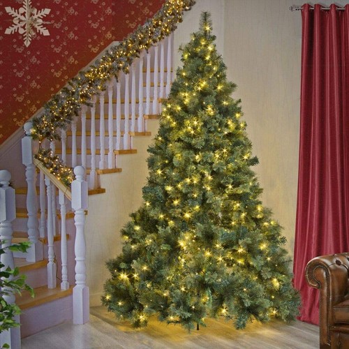 Pre lit christmas tree - pre, green